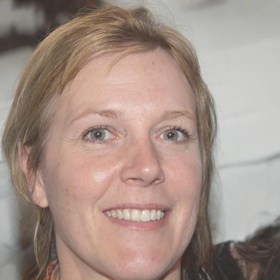 Sarah Mitchell, satisfied program participant